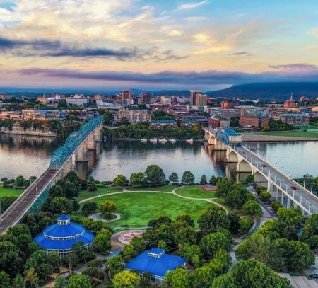 chattanooga city guide skyline with river and bridge tennessee